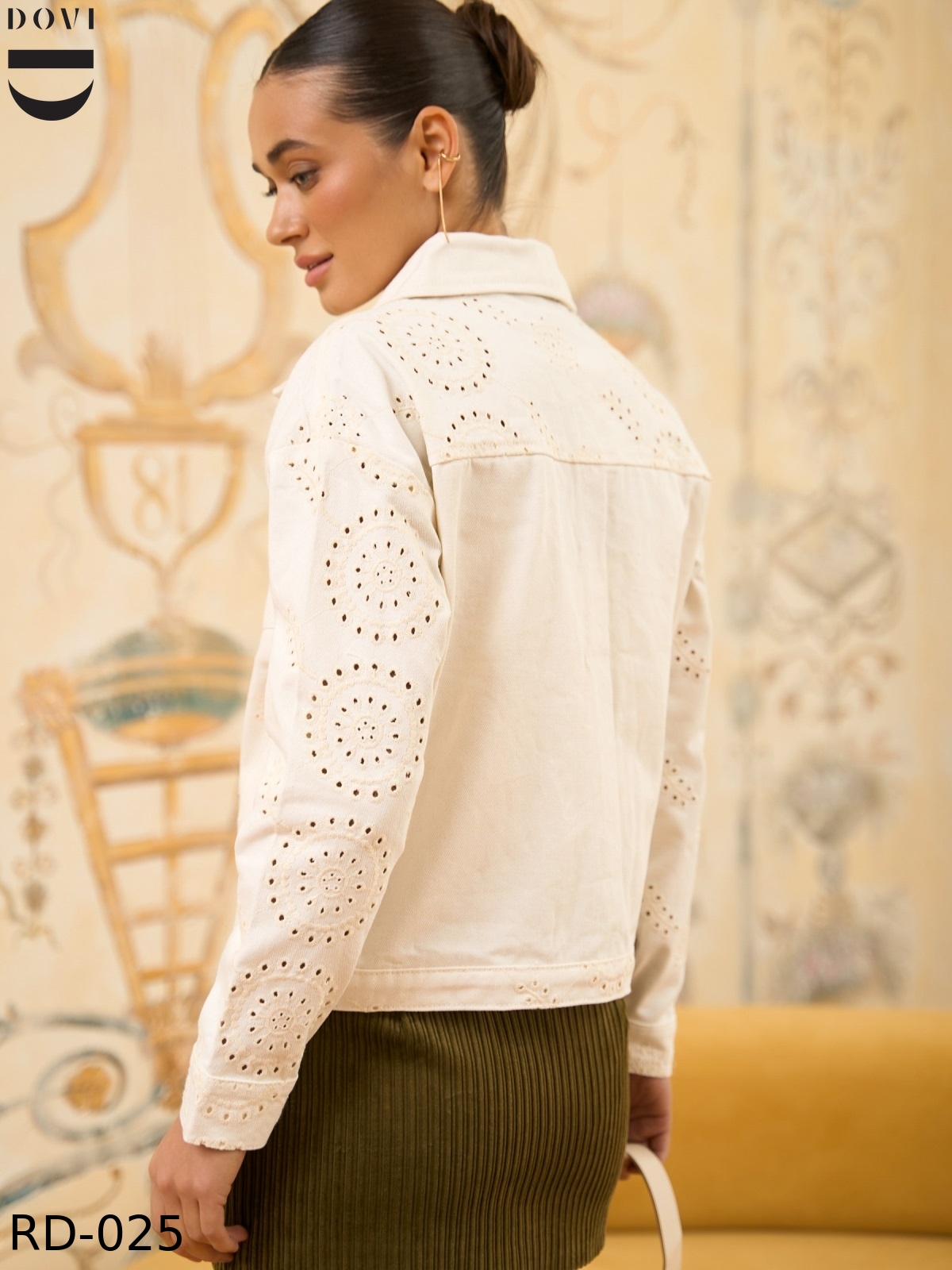 kurtka-901931-1740993649-4
